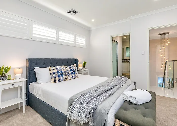 East Vic Park Luxe New Home